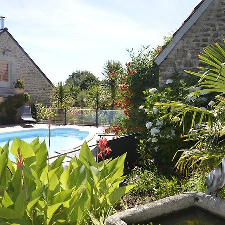 La Ferme De Kerraoul Bed & Breakfast Combrit Exterior photo